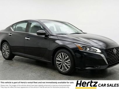 Used 2025 Nissan Altima 2.5 SV