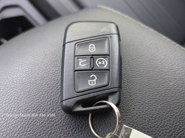 Used 2024 Volkswagen Tiguan Wolfsburg Edition AWD/4WD image 29