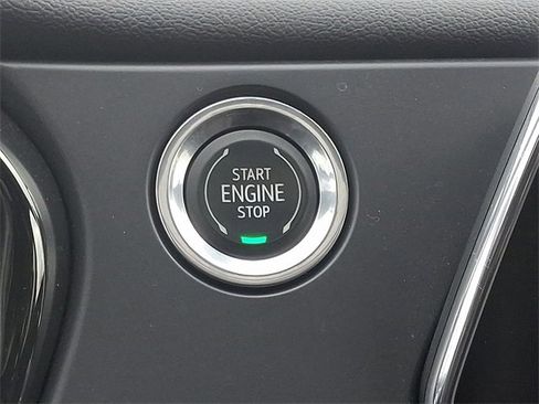 Used 2021 Chevrolet Blazer RS w/ Enhanced Convenience Package image 17