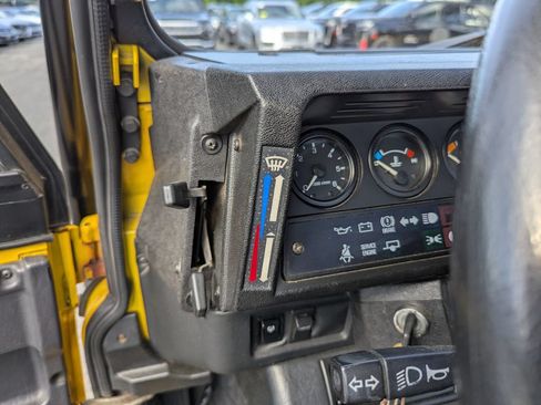 Used 1997 Land Rover Defender 90 AWD/4WD image 14