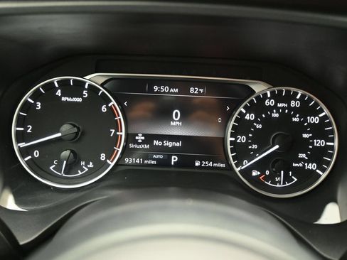 Used 2023 Nissan Rogue S AWD/4WD image 15