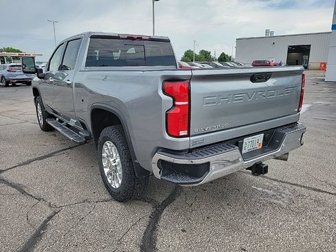 Used 2025 Chevrolet Silverado 2500 LTZ w/ LTZ Convenience Package AWD/4WD image 7