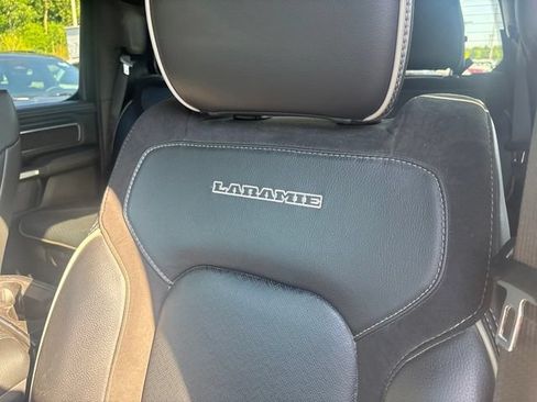 Used 2024 RAM 1500 Laramie AWD/4WD image 30