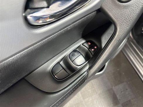 Used 2020 Nissan Rogue Sport SL w/ Premium Package AWD/4WD image 35