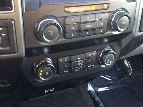 Certified 2020 Ford F150 XLT w/ Equipment Group 302A Luxury image 26