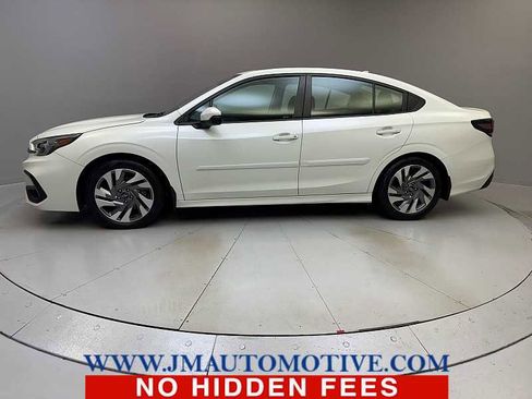 Used 2023 Subaru Legacy Limited image 2