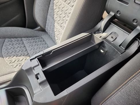 Used 2022 Chevrolet Equinox LT FWD image 45