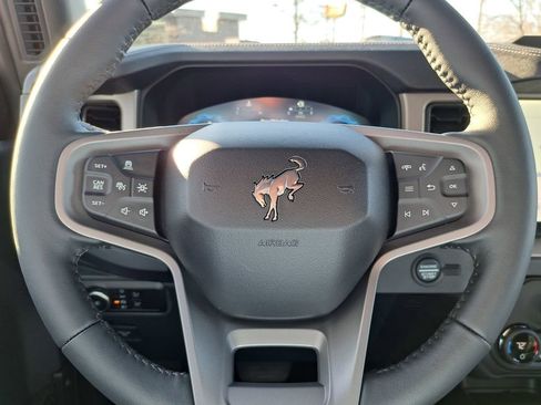 New 2025 Ford Bronco Outer Banks AWD/4WD image 9