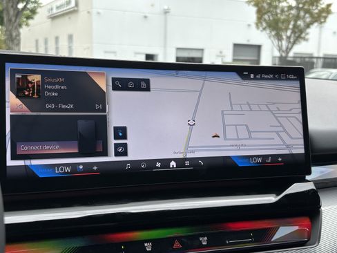 Used 2026 BMW i5 eDrive40 w/ M Sport Package image 26