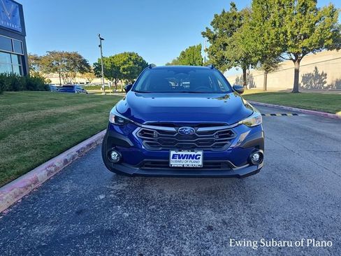 Used 2025 Subaru Crosstrek 2.0i Premium image 8