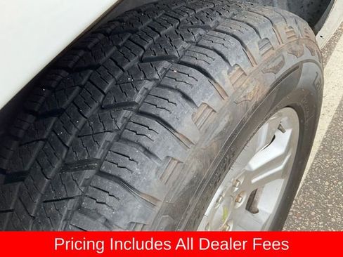 Used 2002 Chevrolet Suburban LS RWD image 13