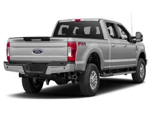 Used 2019 Ford F250 XLT w/ XLT Value Package AWD/4WD image 3
