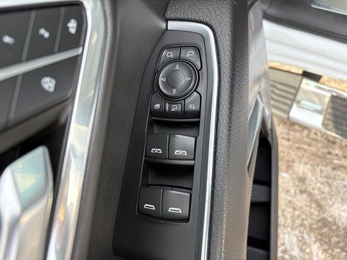 Used 2024 GMC Sierra 3500 Denali w/ Denali Reserve Package AWD/4WD image 22