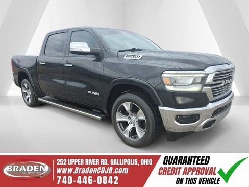 Used 2019 RAM 1500 Laramie AWD/4WD image 1