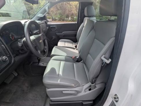 Used 2017 Chevrolet Silverado 2500 W/T image 16