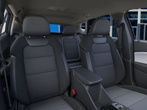 New 2026 Chevrolet Trax LT FWD image 17