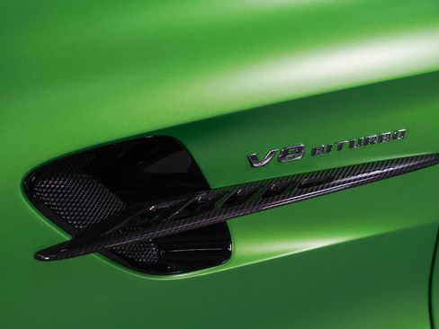 Used 2020 Mercedes-Benz AMG GT R image 20