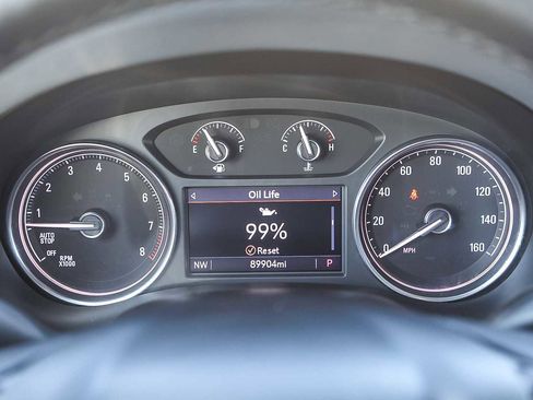 Used 2023 Buick Enclave Essence image 22