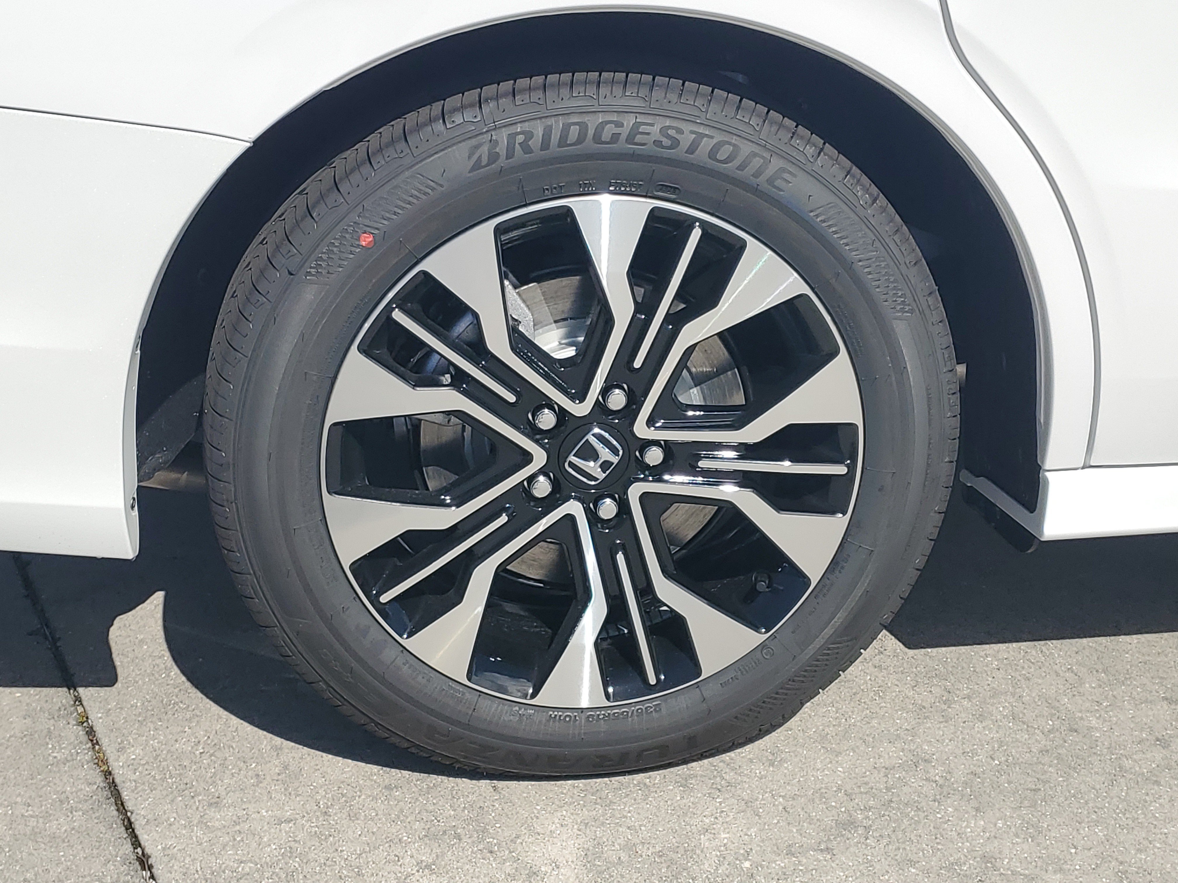 New 2027 Honda Odyssey Elite image 8