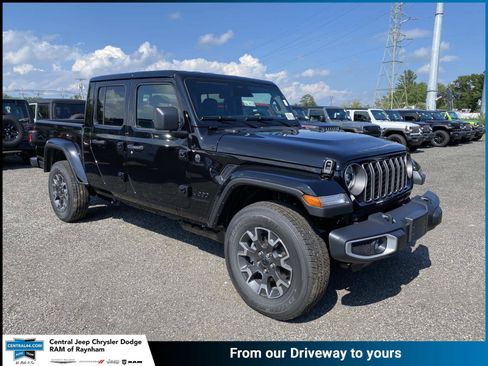 New 2026 Jeep Gladiator Sport AWD/4WD image 1