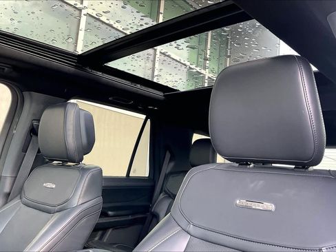 New 2026 Ford Expedition Platinum w/ Stealth Appearance Package AWD/4WD image 16
