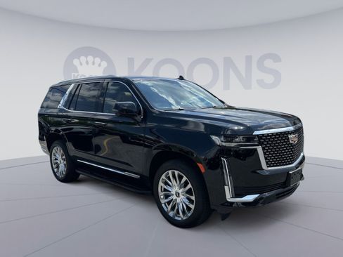 Used 2024 Cadillac Escalade Premium Luxury w/ Performance Package AWD/4WD image 10