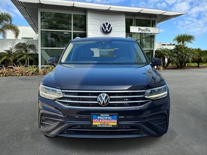 Certified 2024 Volkswagen Tiguan SE