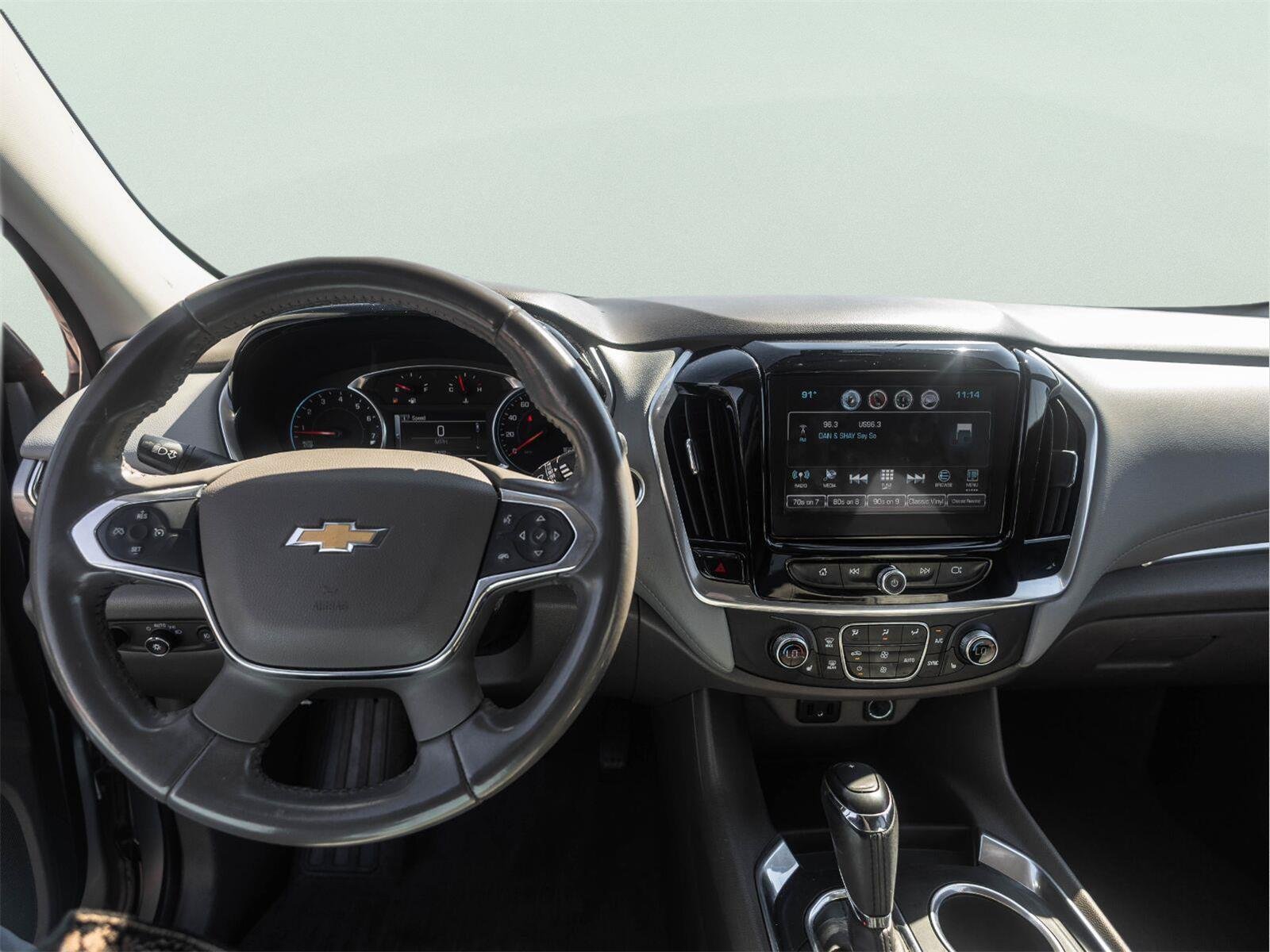 Used 2019 Chevrolet Traverse LT FWD image 17