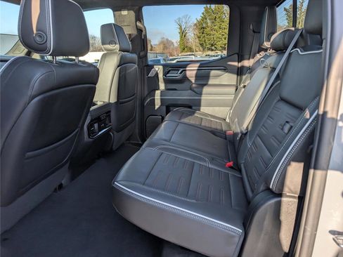 Used 2024 GMC Sierra 1500 AT4X w/ AT4X AEV Edition image 16