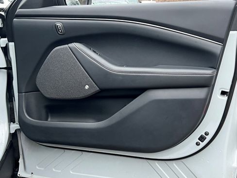 Used 2023 Ford Mustang Mach-E Premium image 10