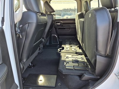 Used 2024 RAM 2500 Laramie image 29