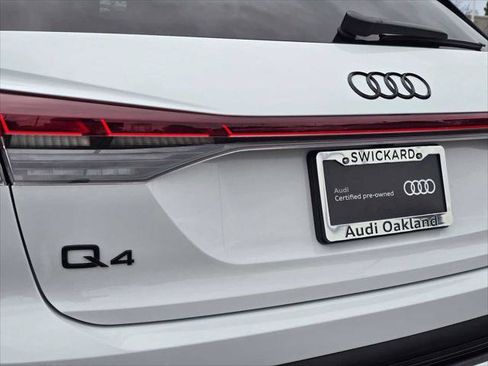 Certified 2023 Audi Q4 e-tron Prestige w/ Black Optic Package AWD/4WD image 13