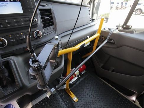 New 2025 Ford Transit 150 148 Medium Roof image 33