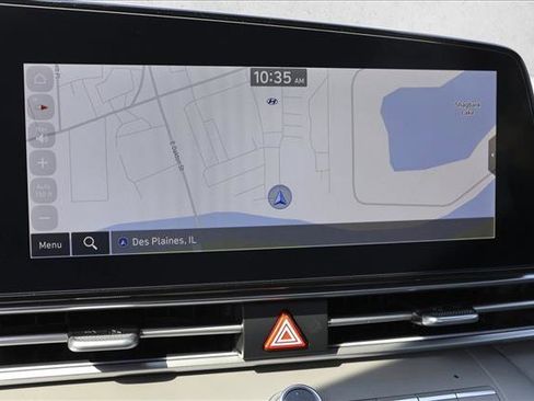 New 2025 Hyundai Elantra SEL image 17