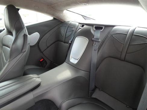 Used 2019 Aston Martin DBS Superleggera image 32