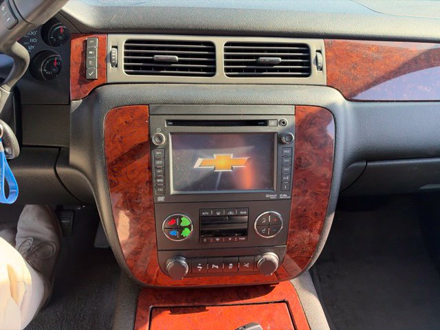 Used 2013 Chevrolet Tahoe LTZ AWD/4WD image 6