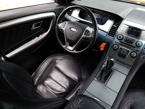 Used 2013 Ford Taurus SEL FWD image 20