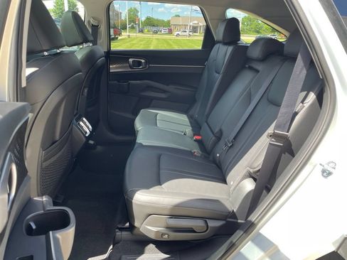 New 2026 Kia Sorento S AWD/4WD image 11