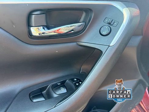 Used 2016 Nissan Altima 2.5 SL w/ 2.5 Technology Package FWD image 10