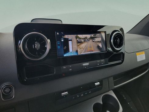 New 2026 Mercedes-Benz Sprinter 2500 image 31
