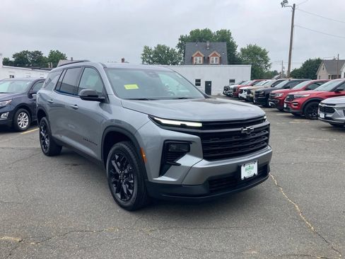 New 2026 Chevrolet Traverse LT w/ Midnight/Sport Edition AWD/4WD image 1