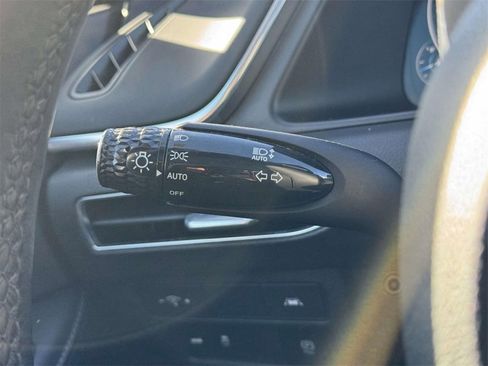 Used 2020 Hyundai Sonata Limited image 19