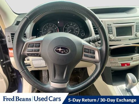 Used 2012 Subaru Outback 2.5i Limited w/ Moonroof Pkg AWD/4WD image 16