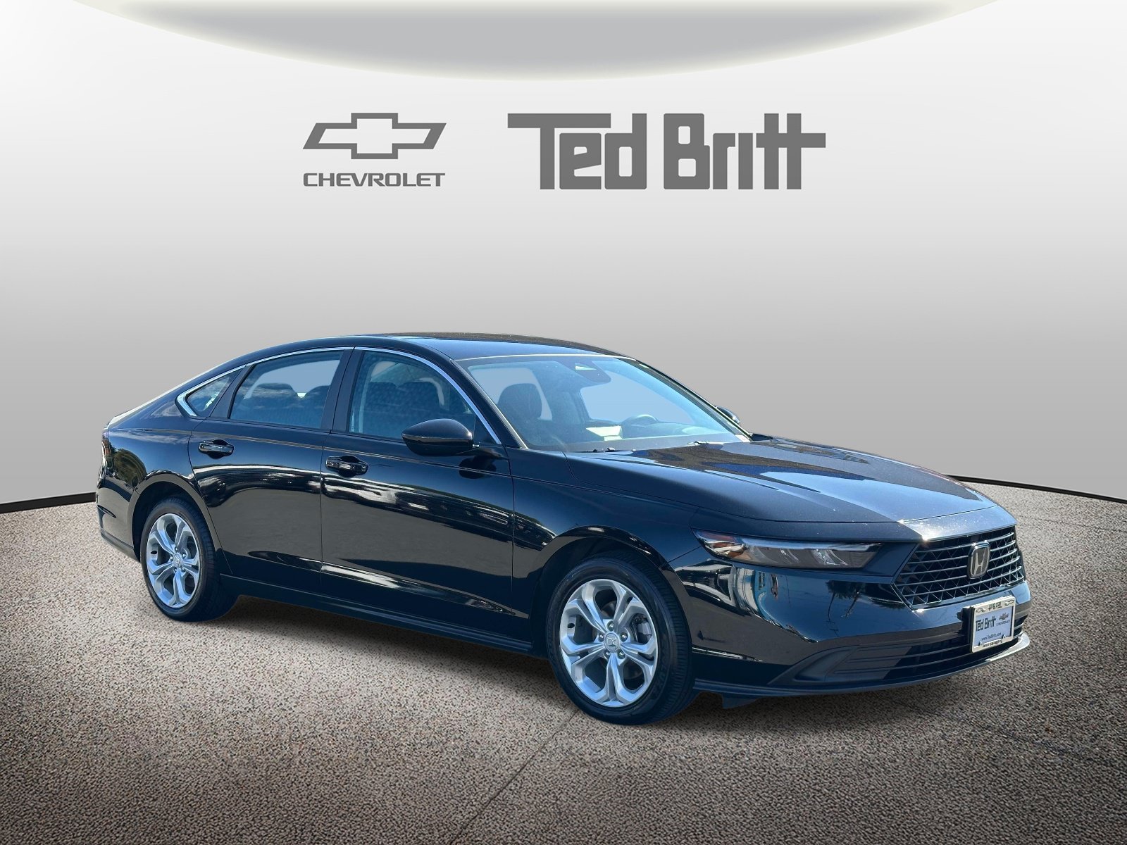 Used 2023 Honda Accord LX image 3