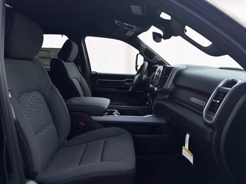 New 2026 RAM 1500 Big Horn AWD/4WD image 15