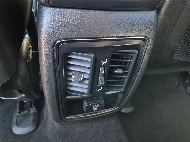 Used 2015 Jeep Grand Cherokee Limited AWD/4WD image 23