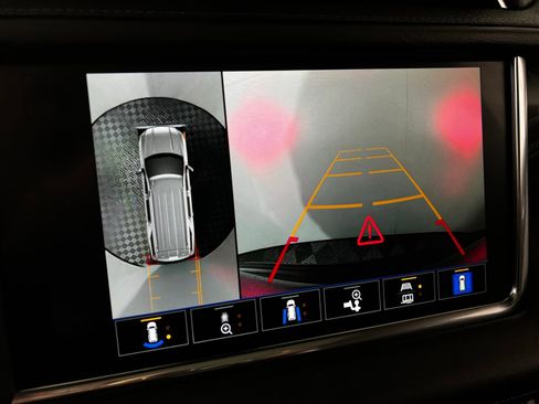 Used 2022 GMC Yukon Denali w/ Denali Ultimate Package image 20