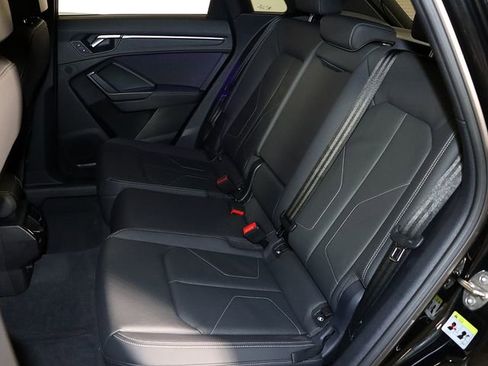 Used 2023 Audi Q3 2.0T Premium Plus image 13