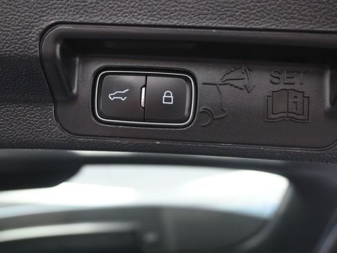 Used 2020 Ford Explorer 2WD image 33