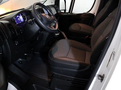 Used 2025 RAM ProMaster 2500 w/ U-Haul Equipment Group FWD image 12
